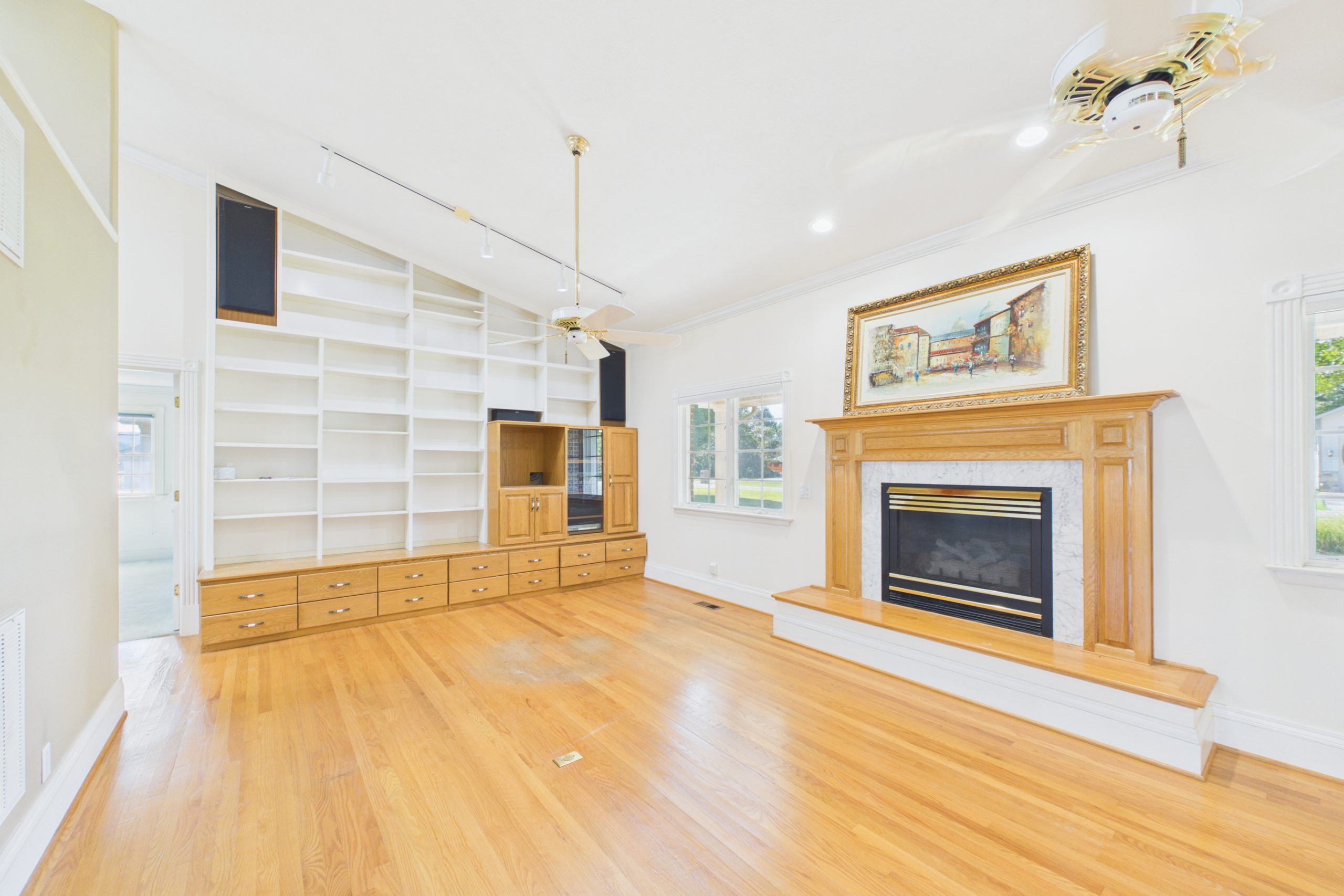 CAM06572G6-PR0060-STILL004